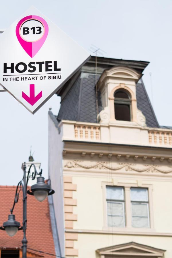 B13 Hostel Sibiu Exteriör bild
